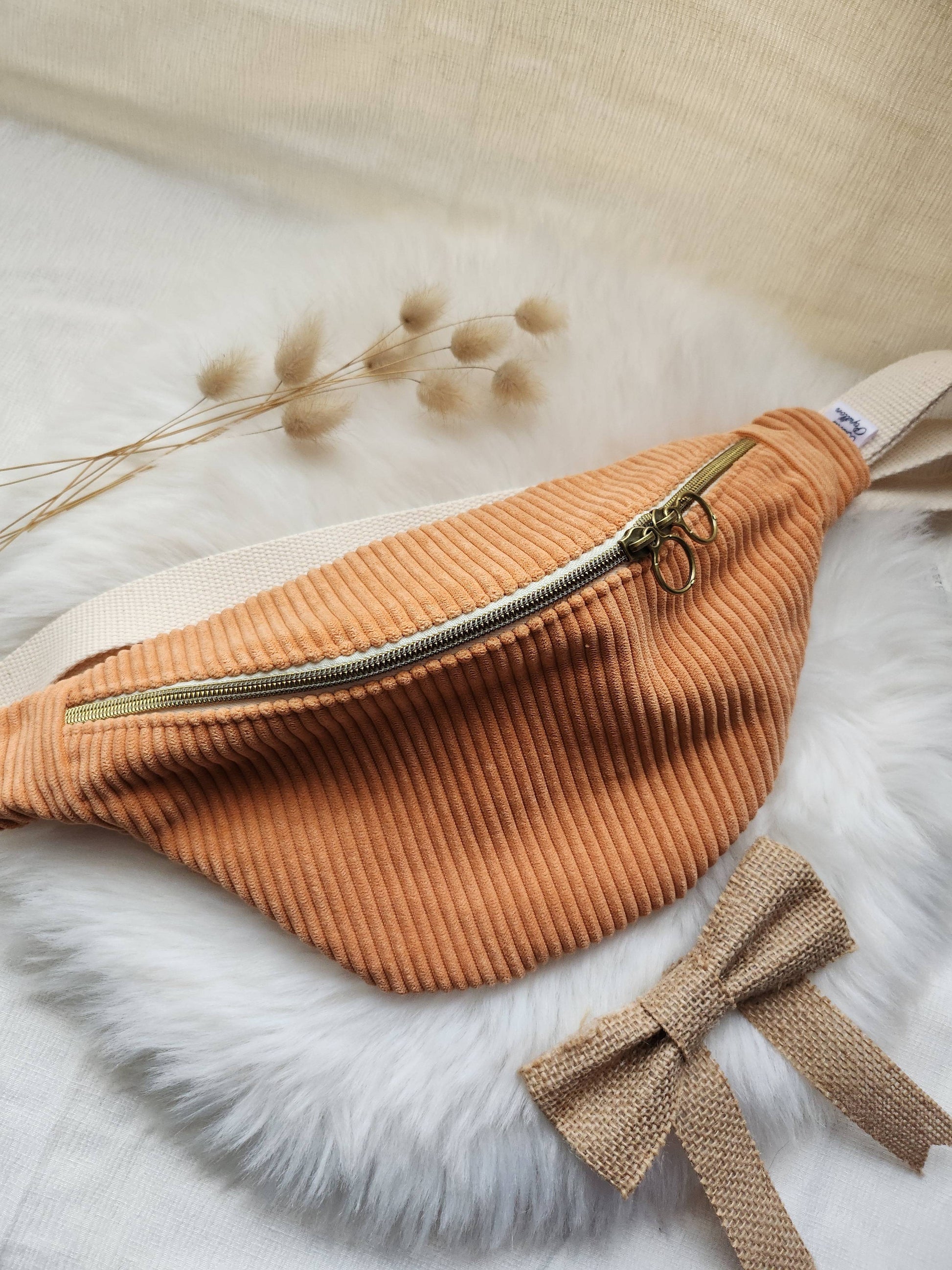 Sac Banane en Velours Côtelé Petit Modèle - Bisous Papillon