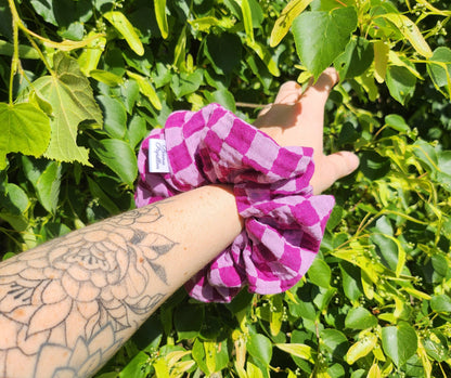 Chouchou carreaux en gaze de coton violet