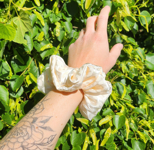 Chouchous en Satin Motifs Léopard