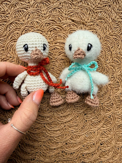 🪿✨ Patron crochet – Petite oie "Yuki" ✨🧶 Bisous Papillon