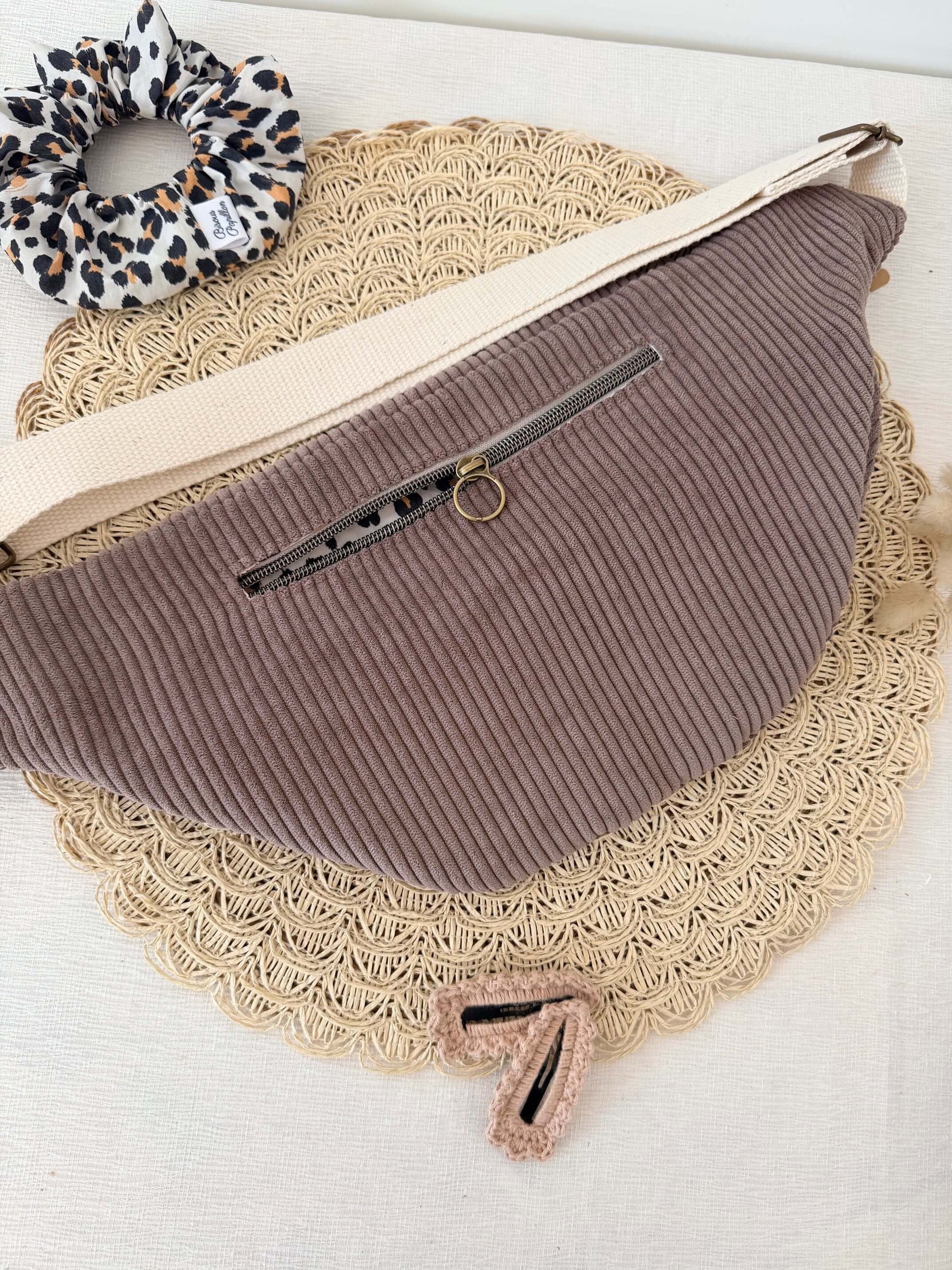 Sac Banane en Velours Côtelé Grand Modèle Bisous Papillon